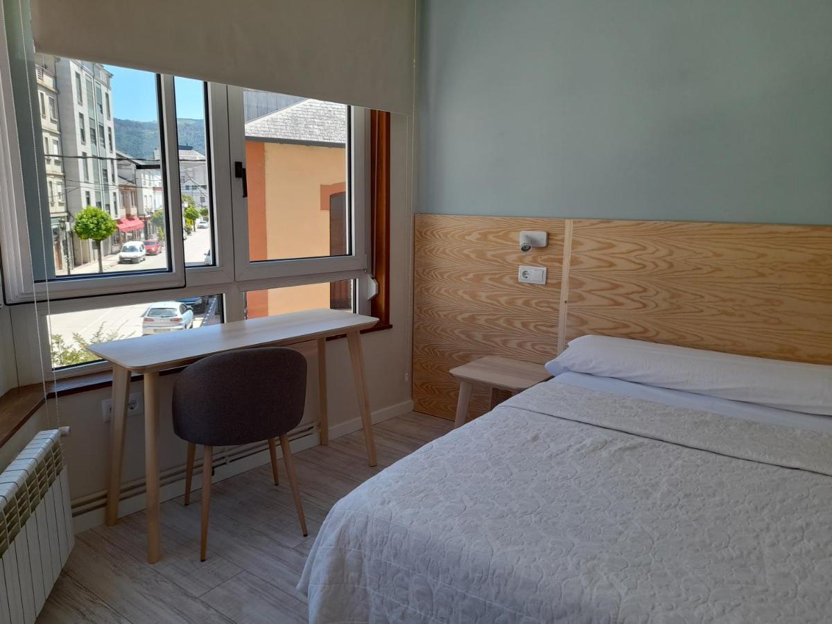 Hostal Quiper Quiroga Exteriér fotografie