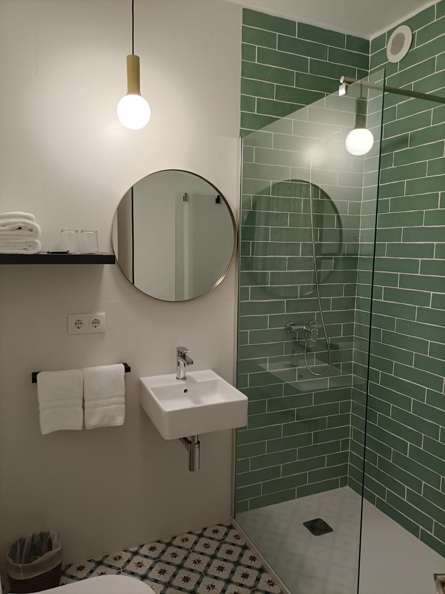 Hostal Quiper Quiroga Exteriér fotografie